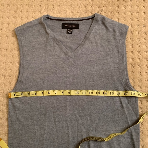 Jones New York merino wool vest - Picture 2 of 3